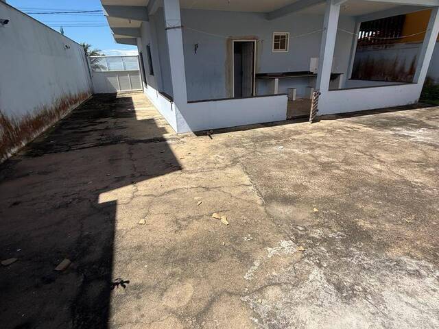 #142 - Casa para Venda em Itapemirim - ES - 3