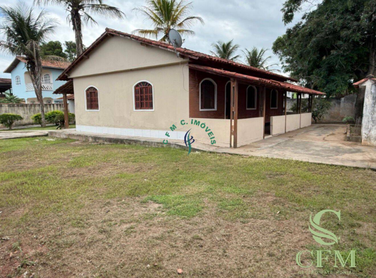 CASA A VENDA